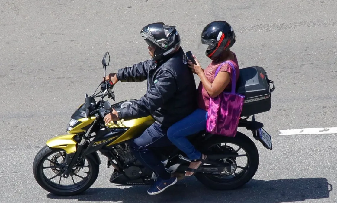 Prefeitura de SP mantém multa de R$ 3,4 milhões a 99 por mototáxi
