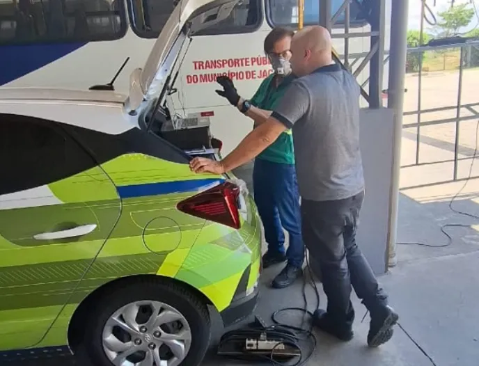 Procedimentos da CETESB e DESPOLUIR garantem eficácia dos programas ambientais voltados ao Transporte de Passageiros