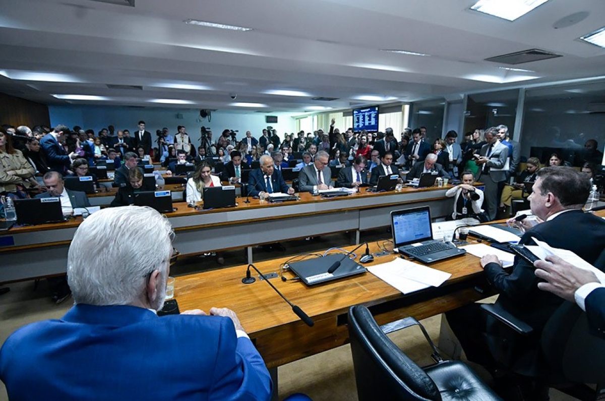 Comissão do Senado aprova desoneração da folha de pagamentos